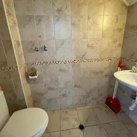 8 Meters From The Sea 105m2 Apartment Topola